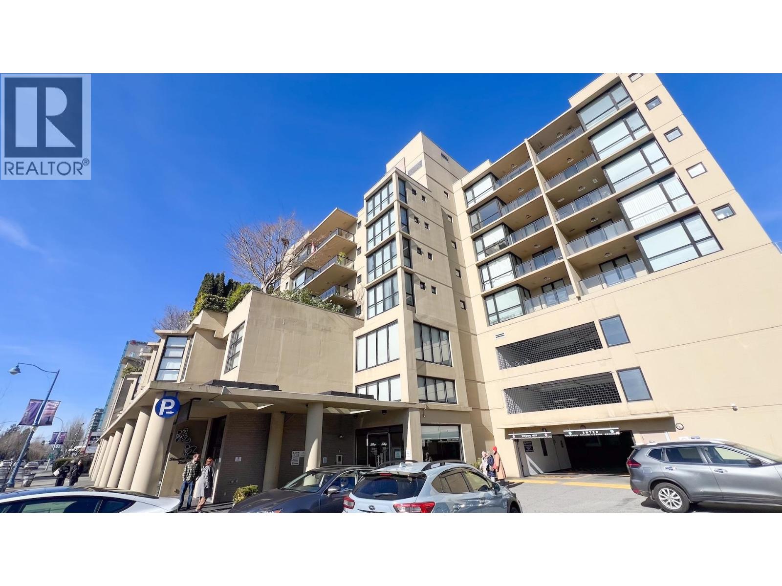 816 7831 WESTMINSTER HIGHWAY