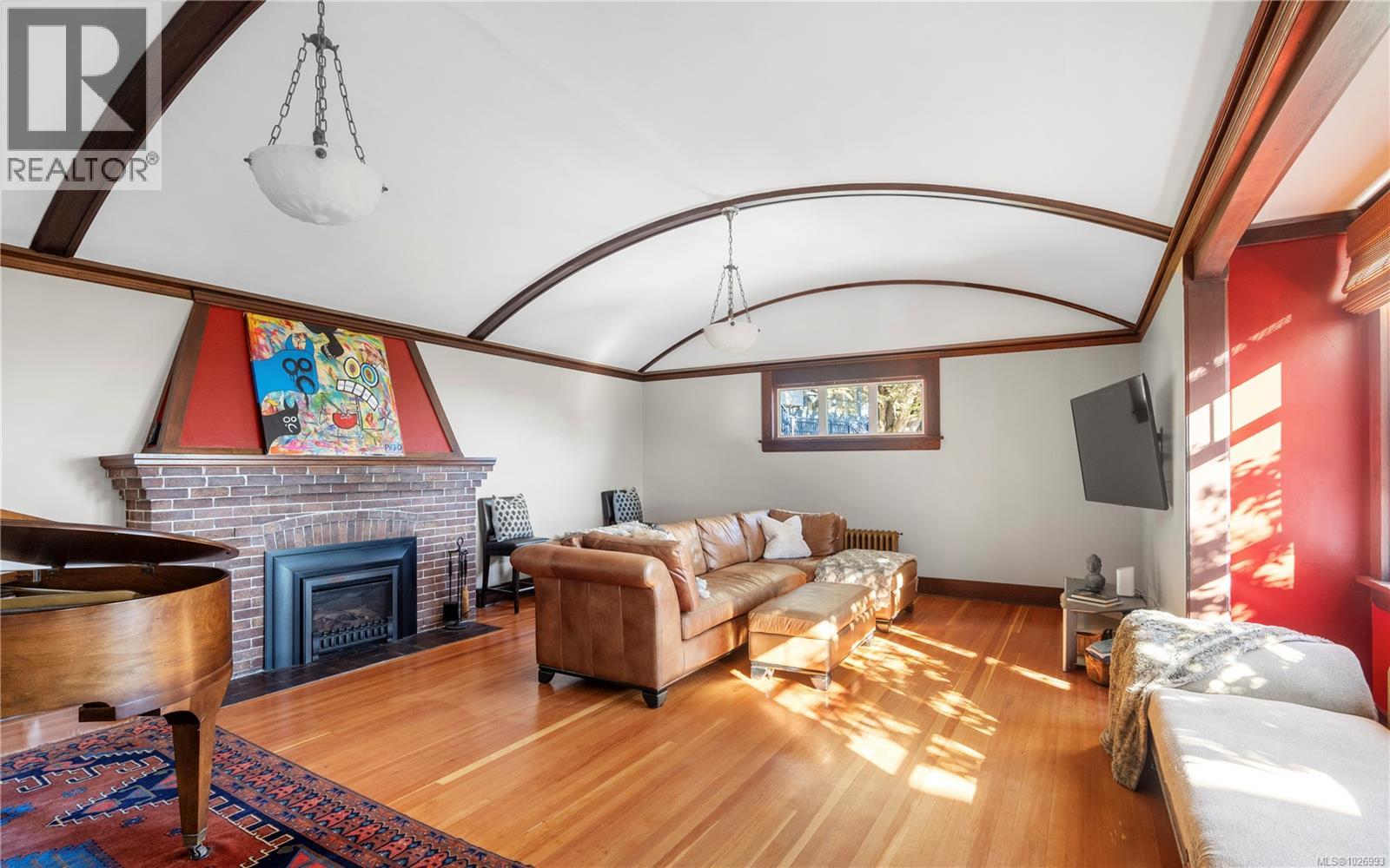  50 King George Terrace, Oak Bay