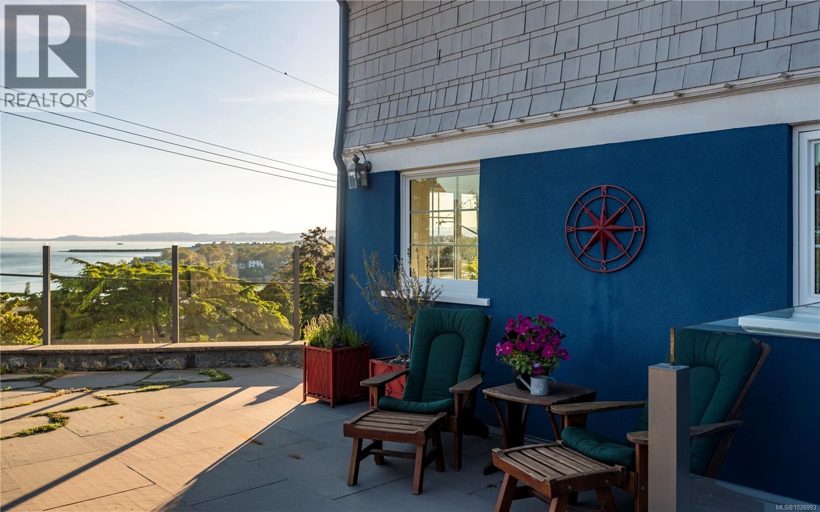  50 King George Terrace, Oak Bay