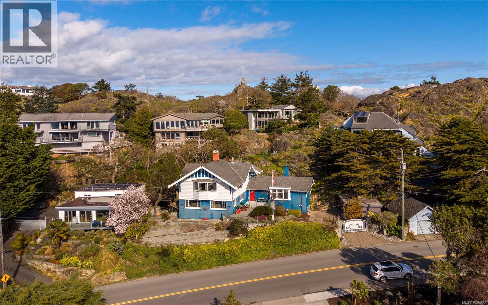  50 King George Terrace, Oak Bay