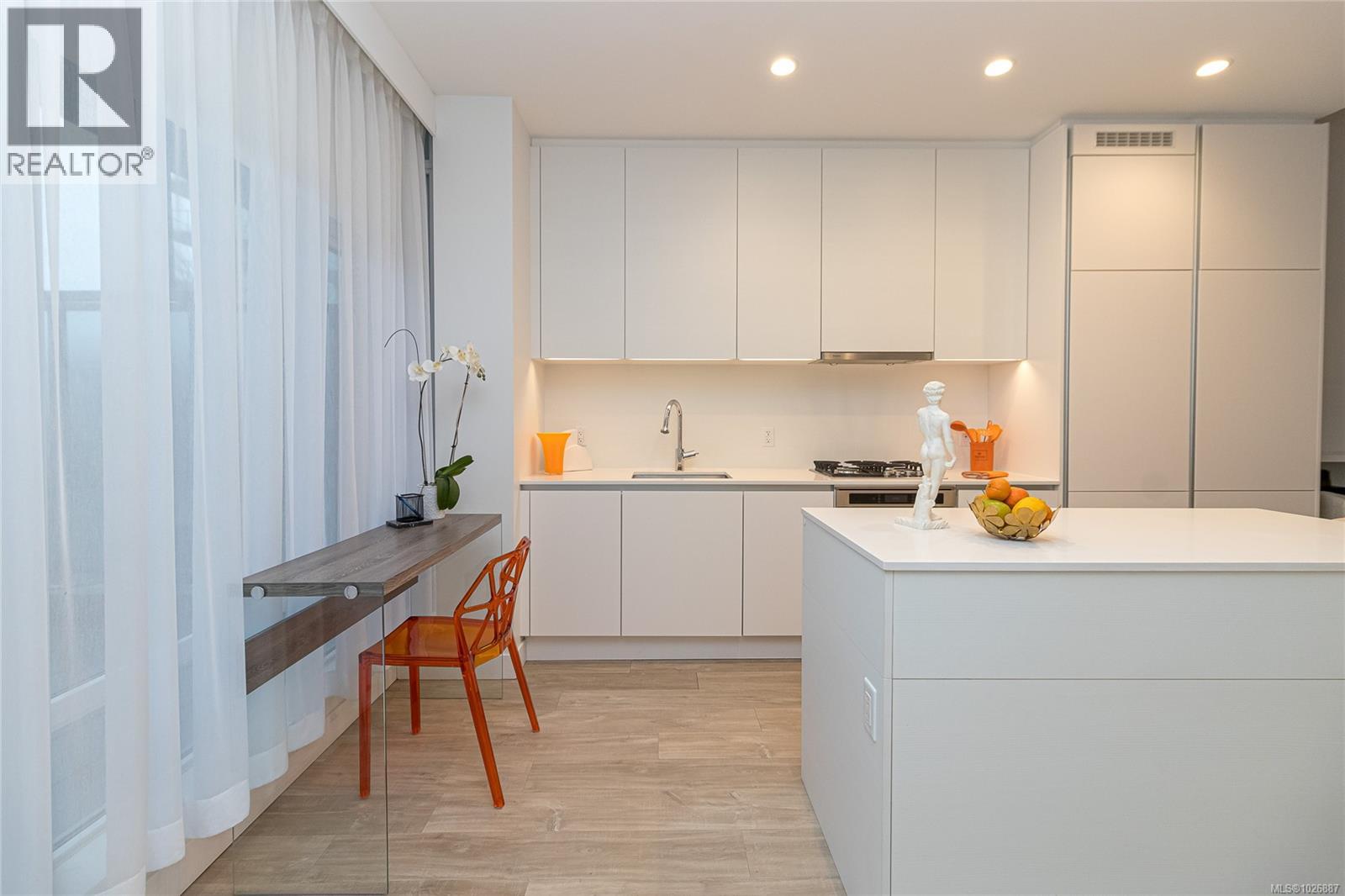 104 70 Saghalie Road, Victoria