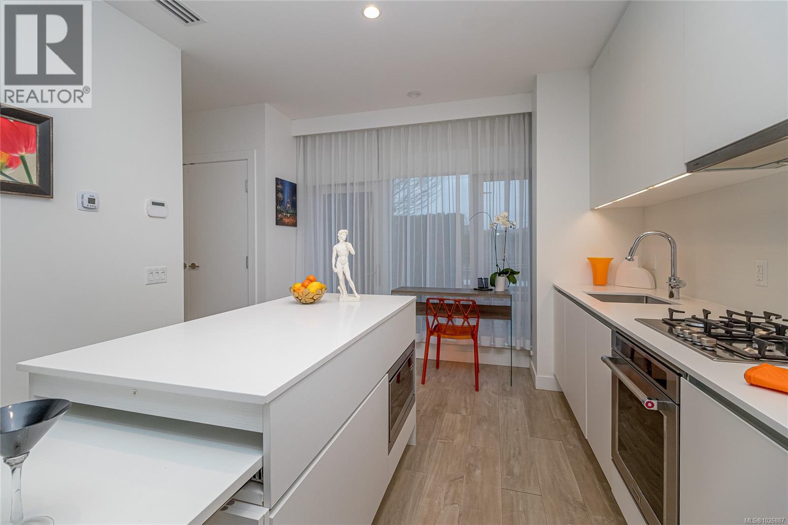 104 70 Saghalie Road, Victoria