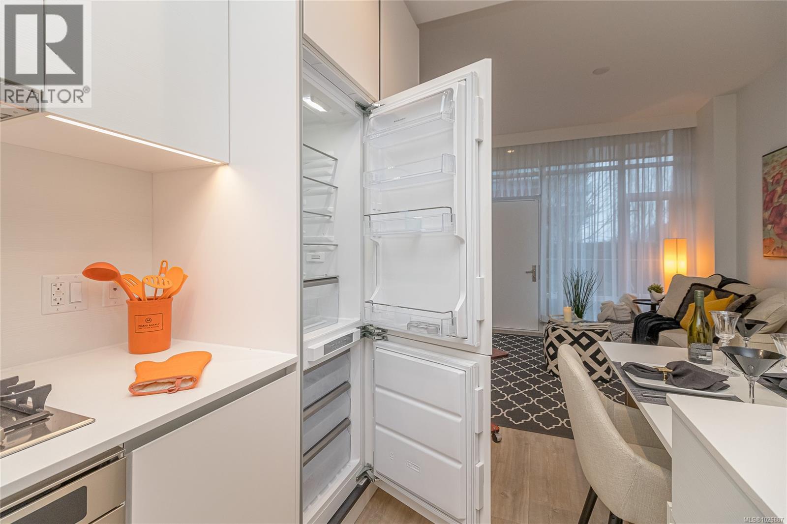 104 70 Saghalie Road, Victoria