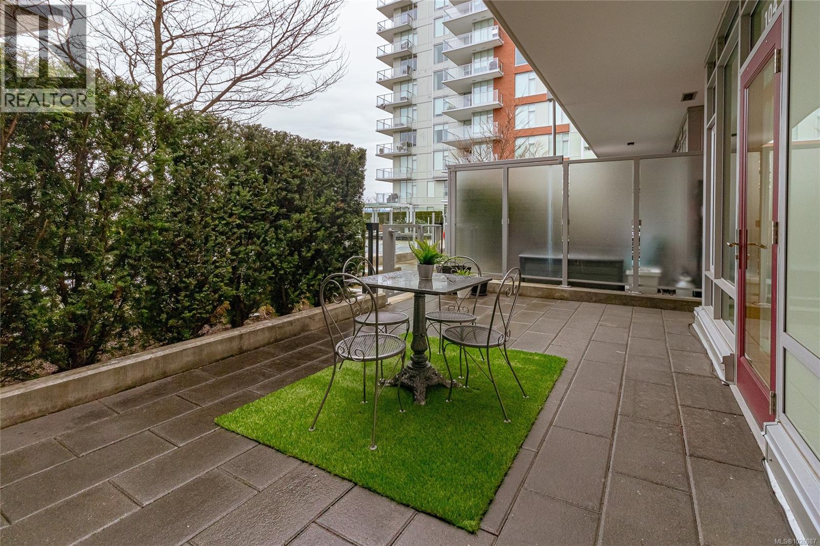 104 70 Saghalie Road, Victoria