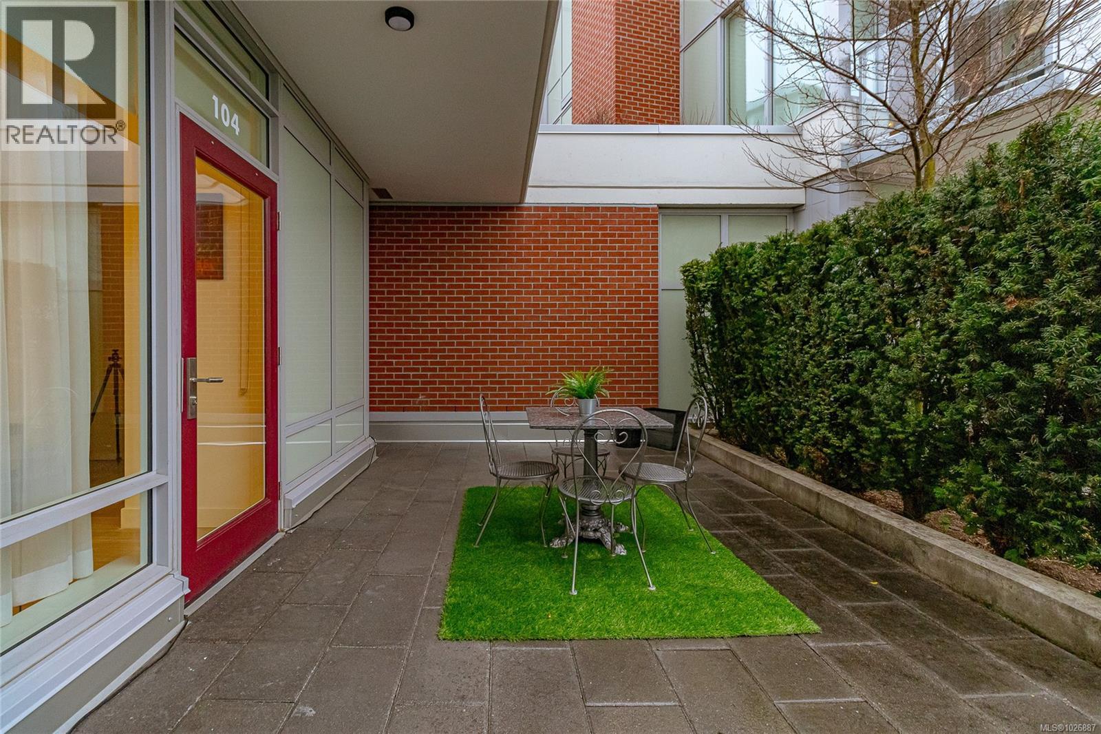 104 70 Saghalie Road, Victoria