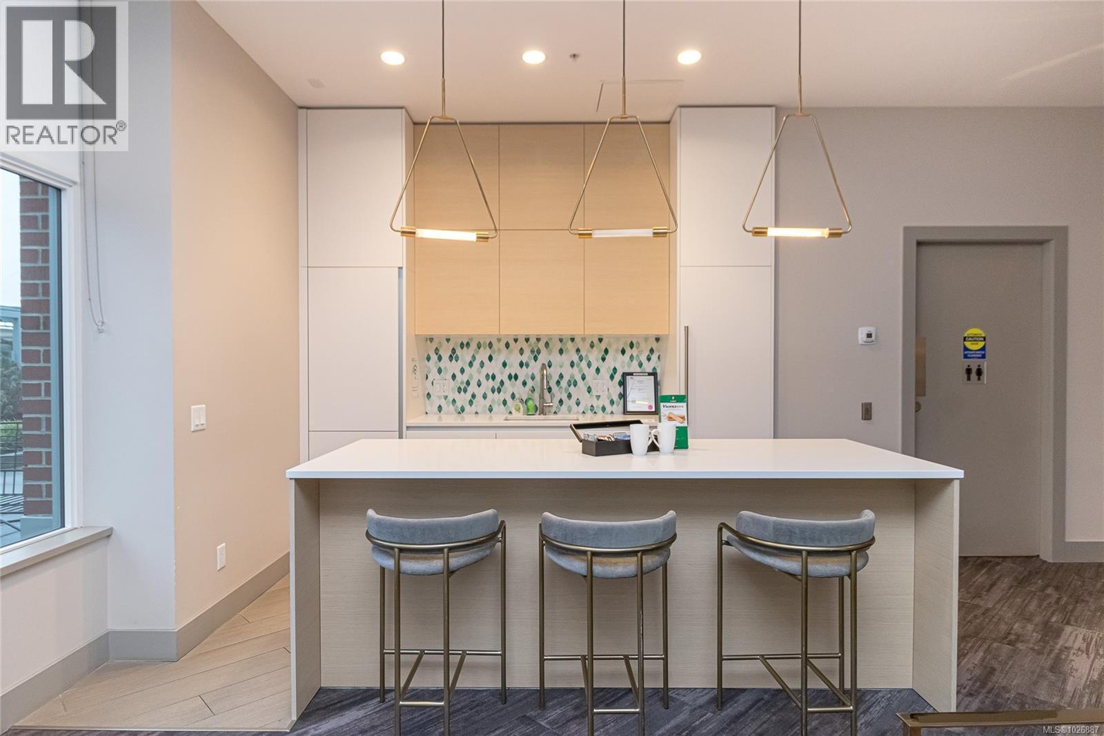 104 70 Saghalie Road, Victoria