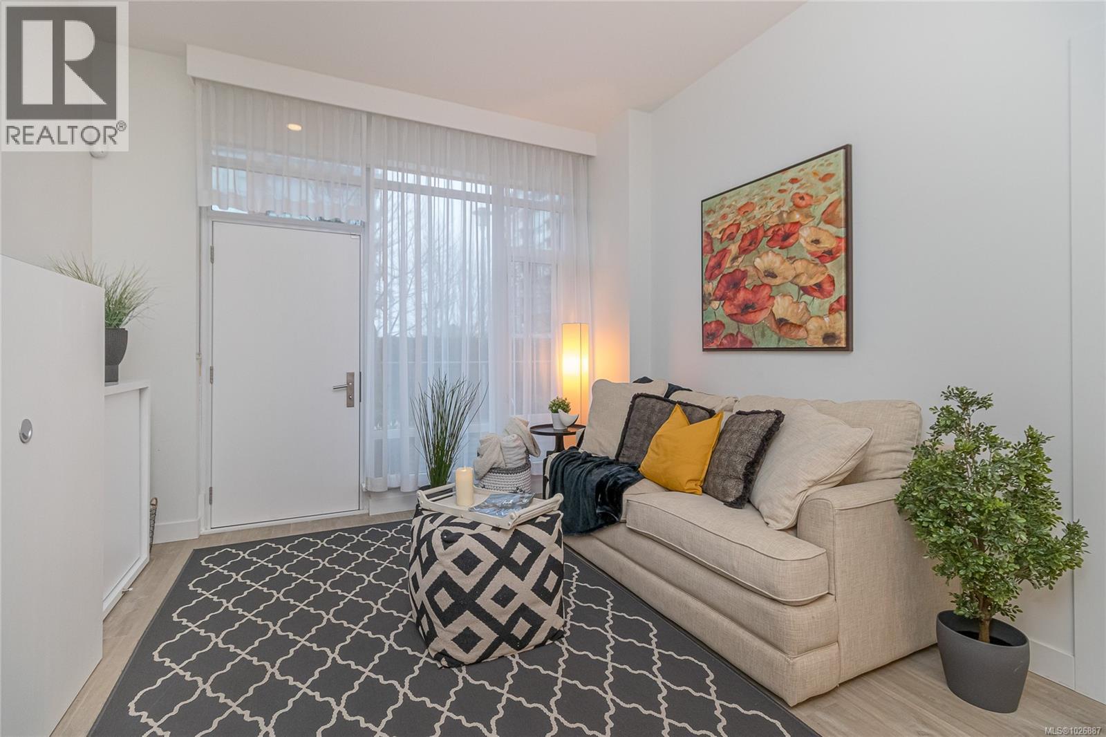 104 70 Saghalie Road, Victoria