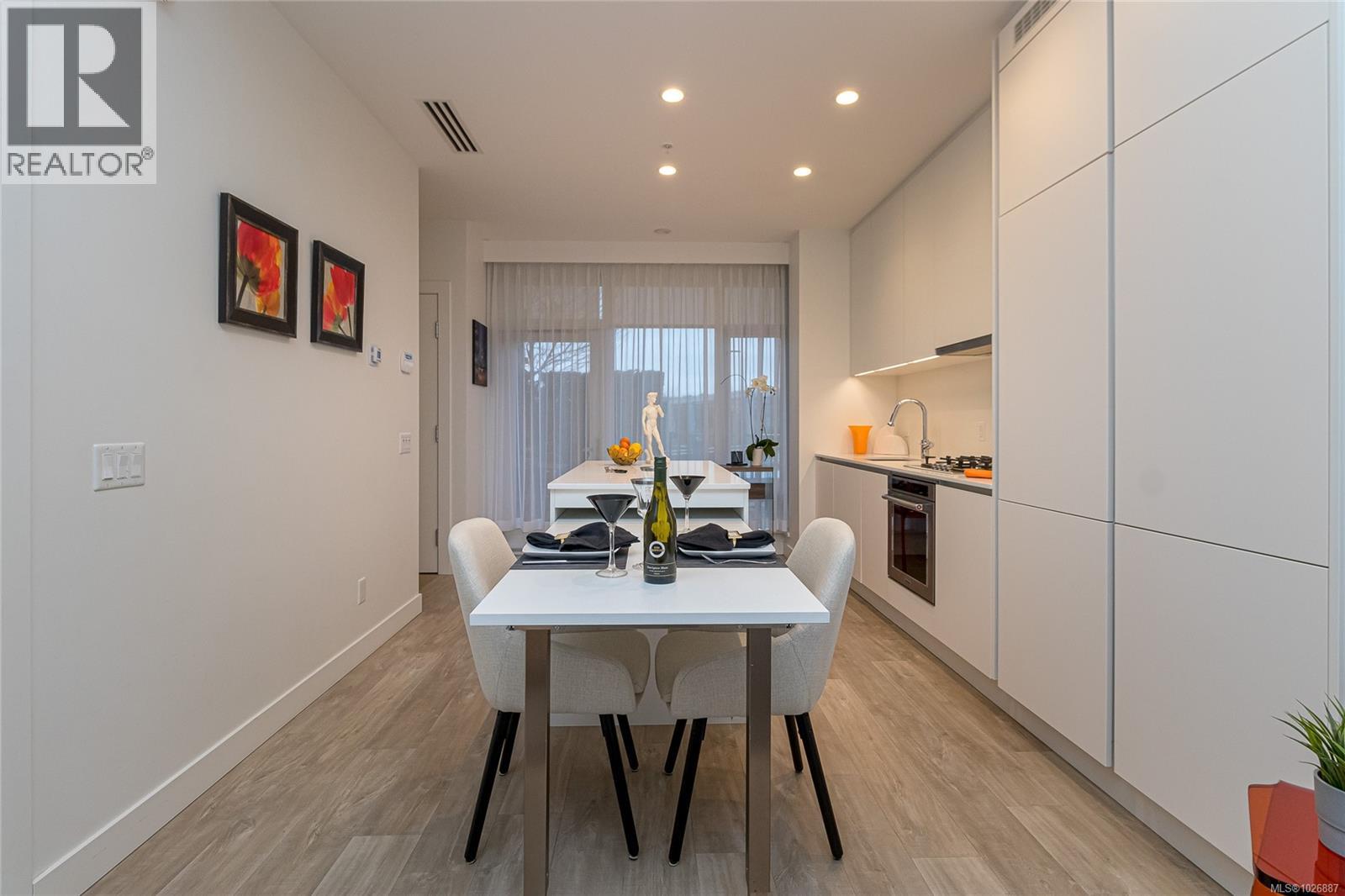 104 70 Saghalie Road, Victoria