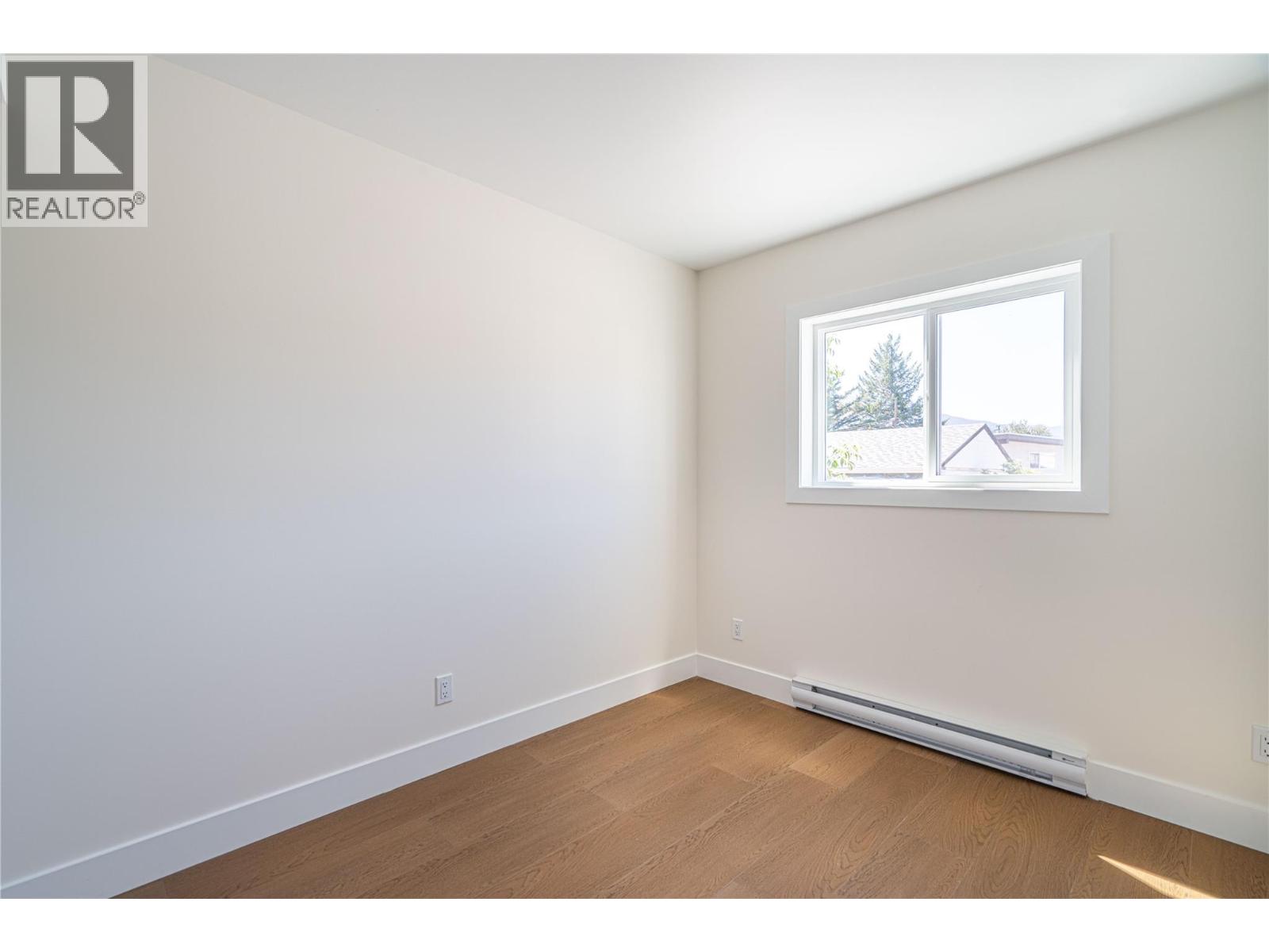 2138 Merritt Avenue, Merritt