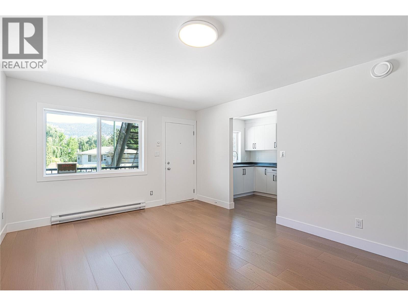 2138 Merritt Avenue, Merritt