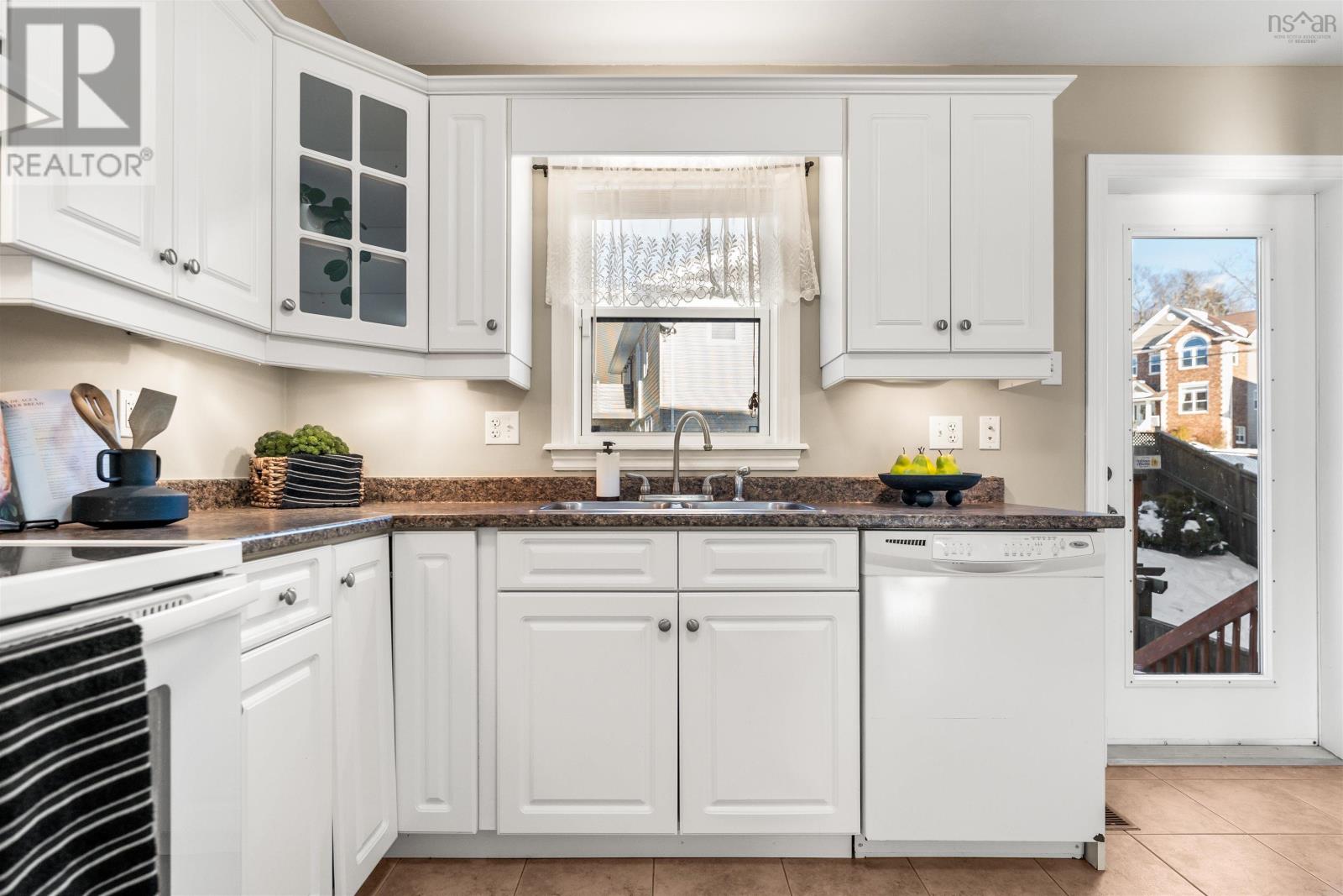 Property 14 of 38 of 5 Collingwood Court