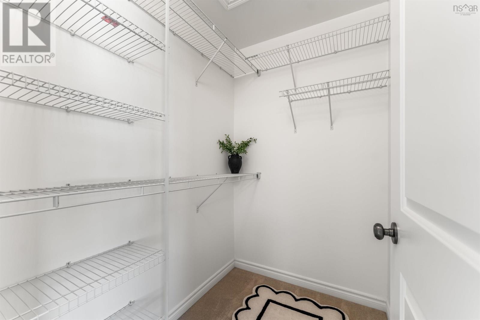 Property 19 of 38 of 5 Collingwood Court