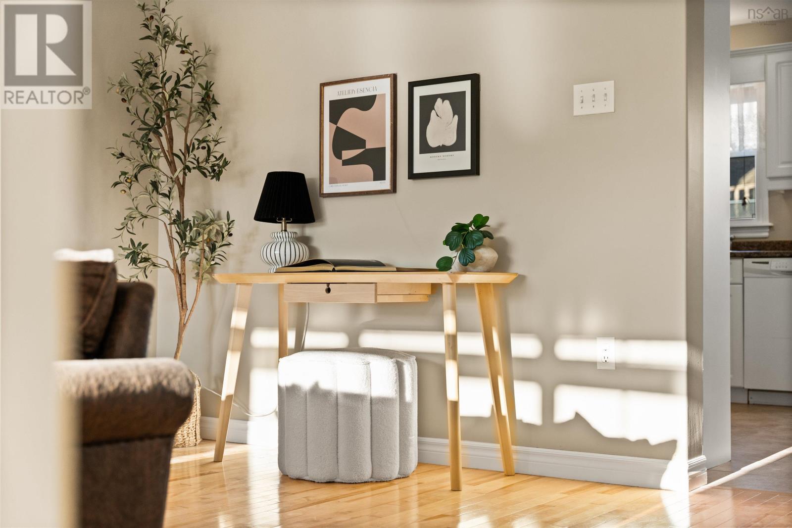 Property 7 of 38 of 5 Collingwood Court