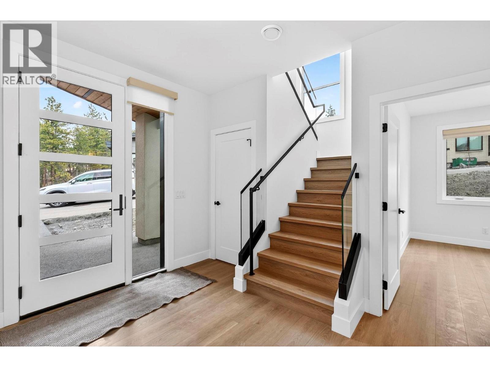 10-1960 Northern Flicker Court, Kelowna