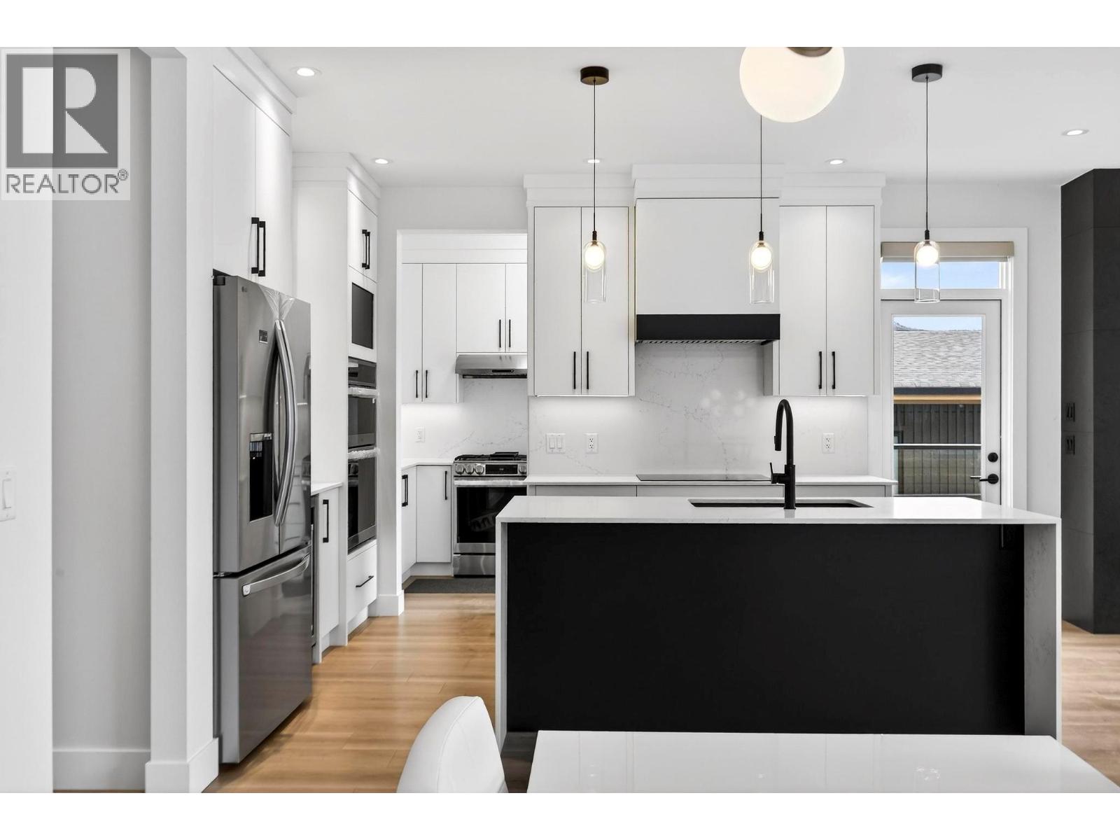 10-1960 Northern Flicker Court, Kelowna