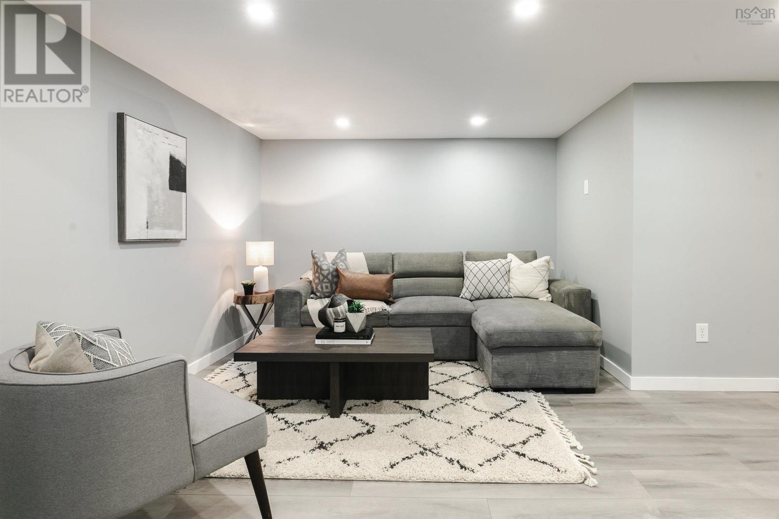 Property 32 of 44 of 12 Medford Street