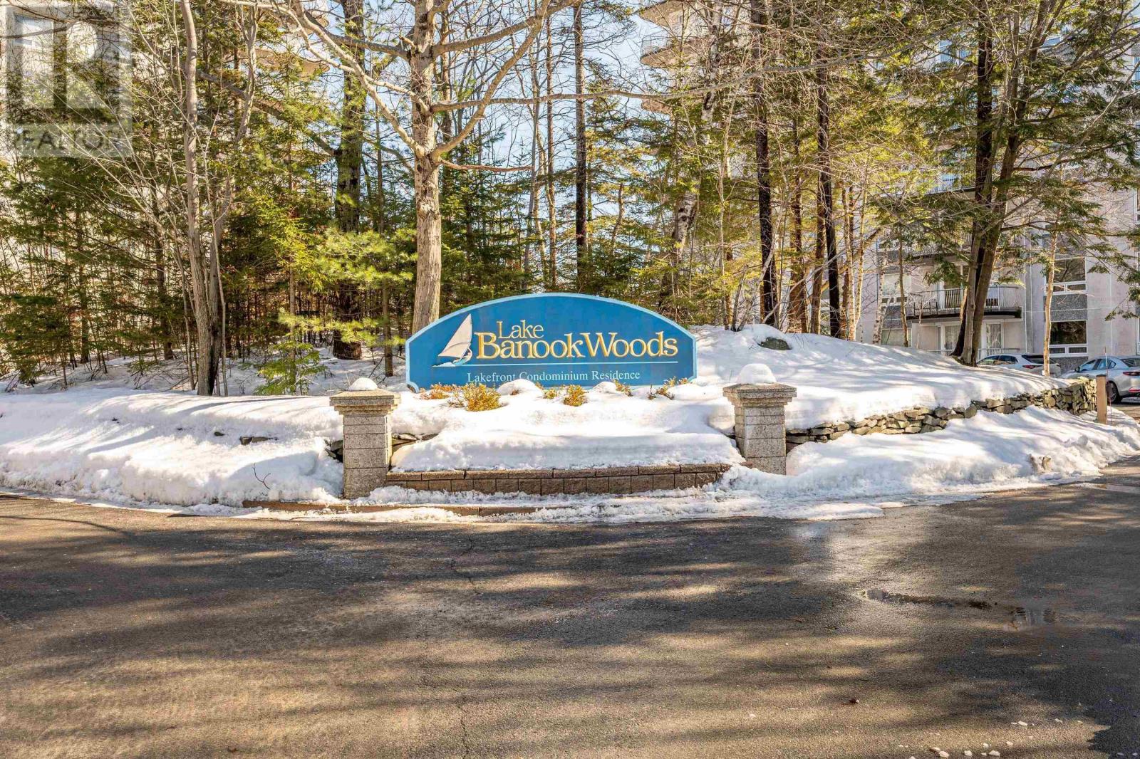 Property 3 of 48 of 208 30 Brookdale Crescent Crescent