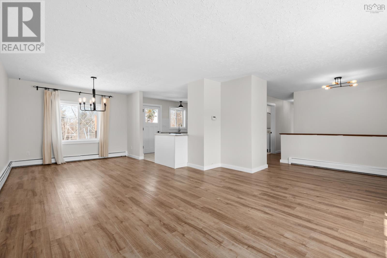 Property 8 of 26 of 346 Holland Road