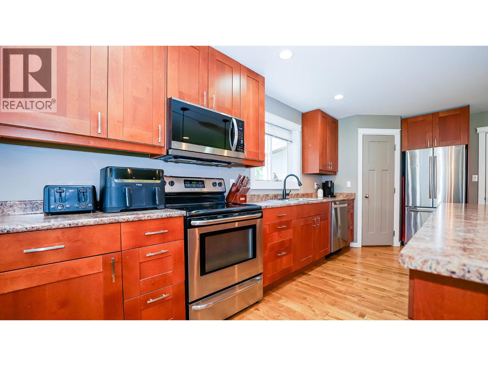 810 11 Street SE, Salmon Arm