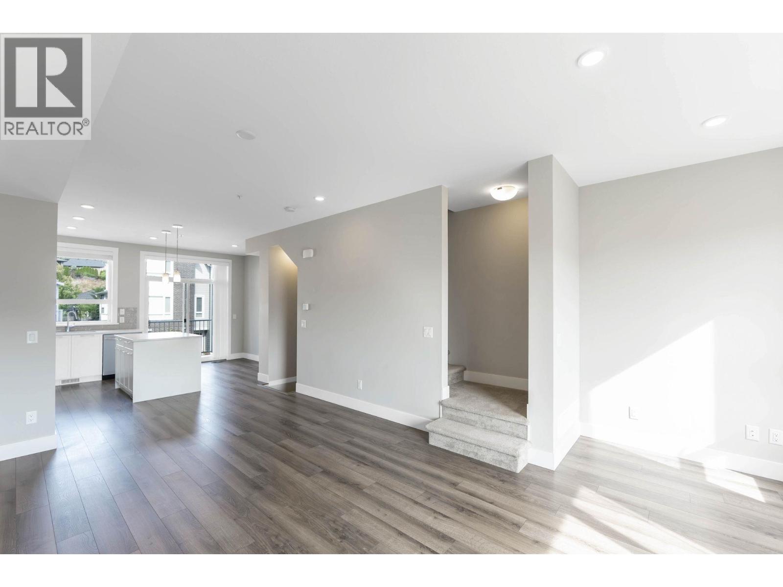 13098 Shoreline Way Unit# 60, Lake Country