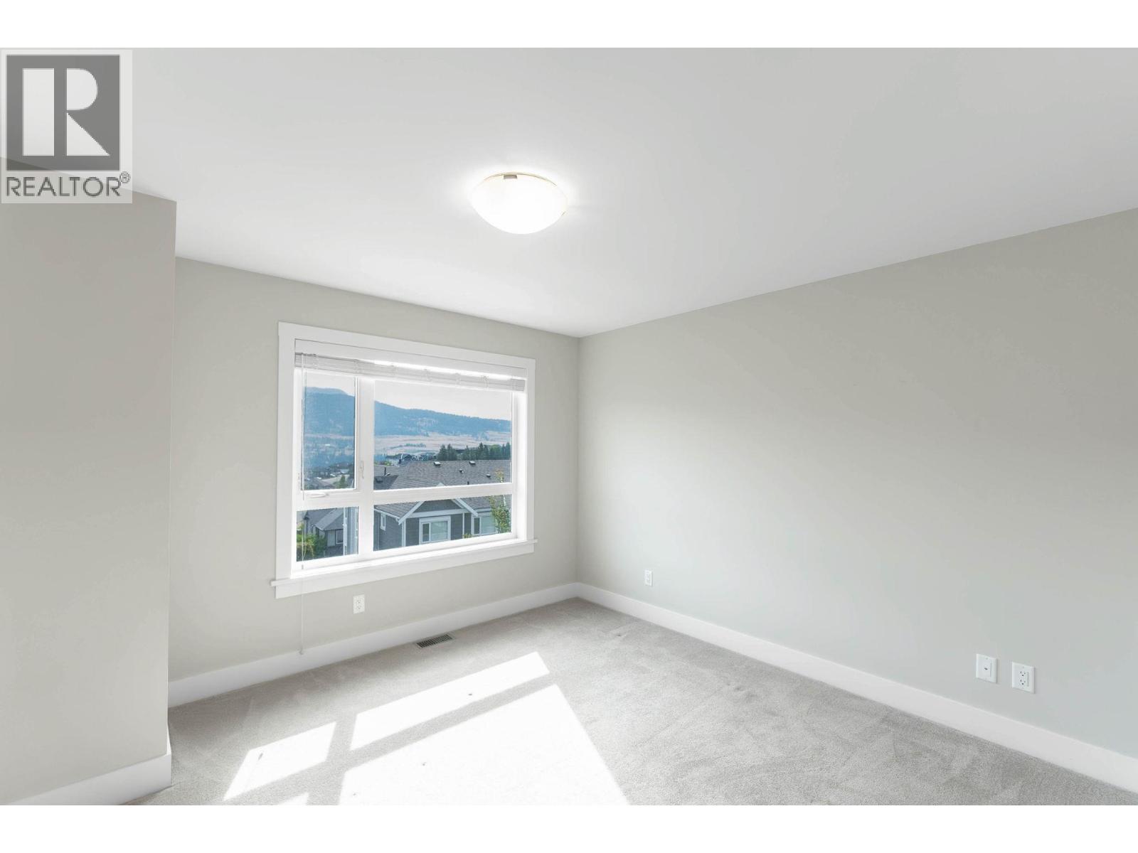 13098 Shoreline Way Unit# 60, Lake Country