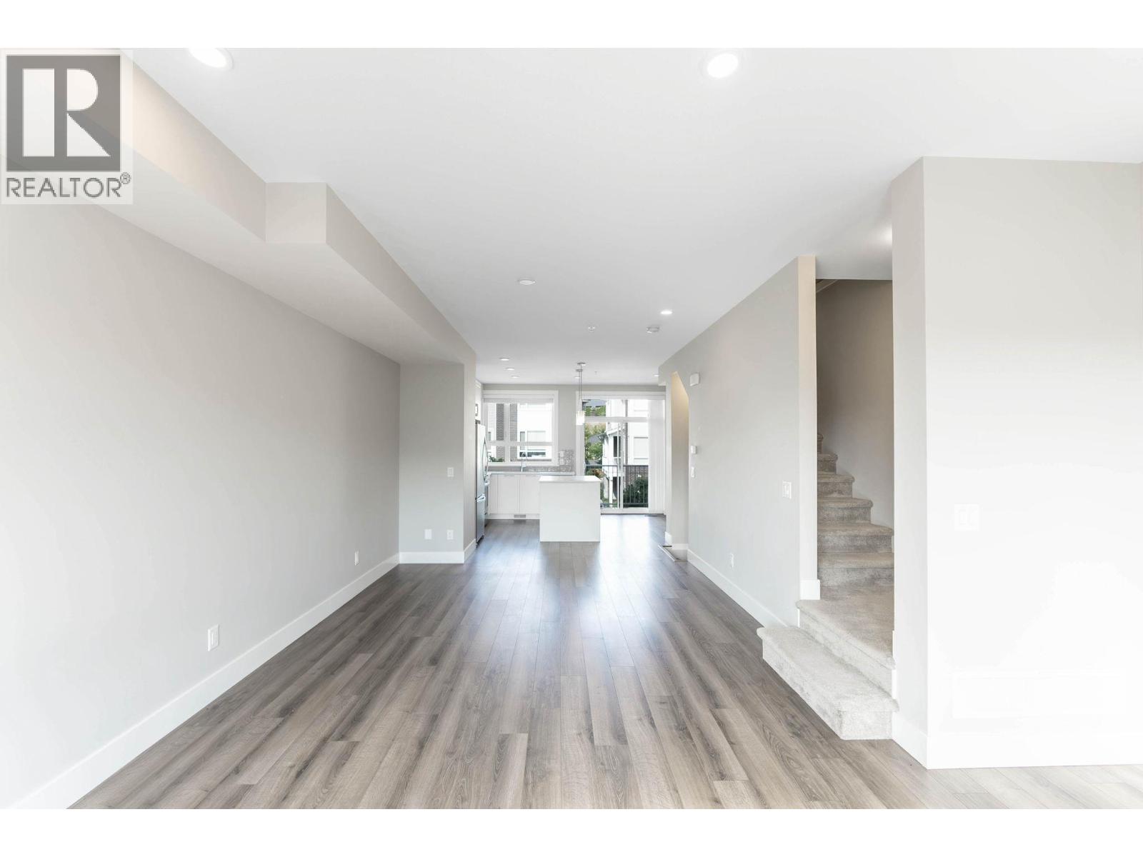 13098 Shoreline Way Unit# 60, Lake Country