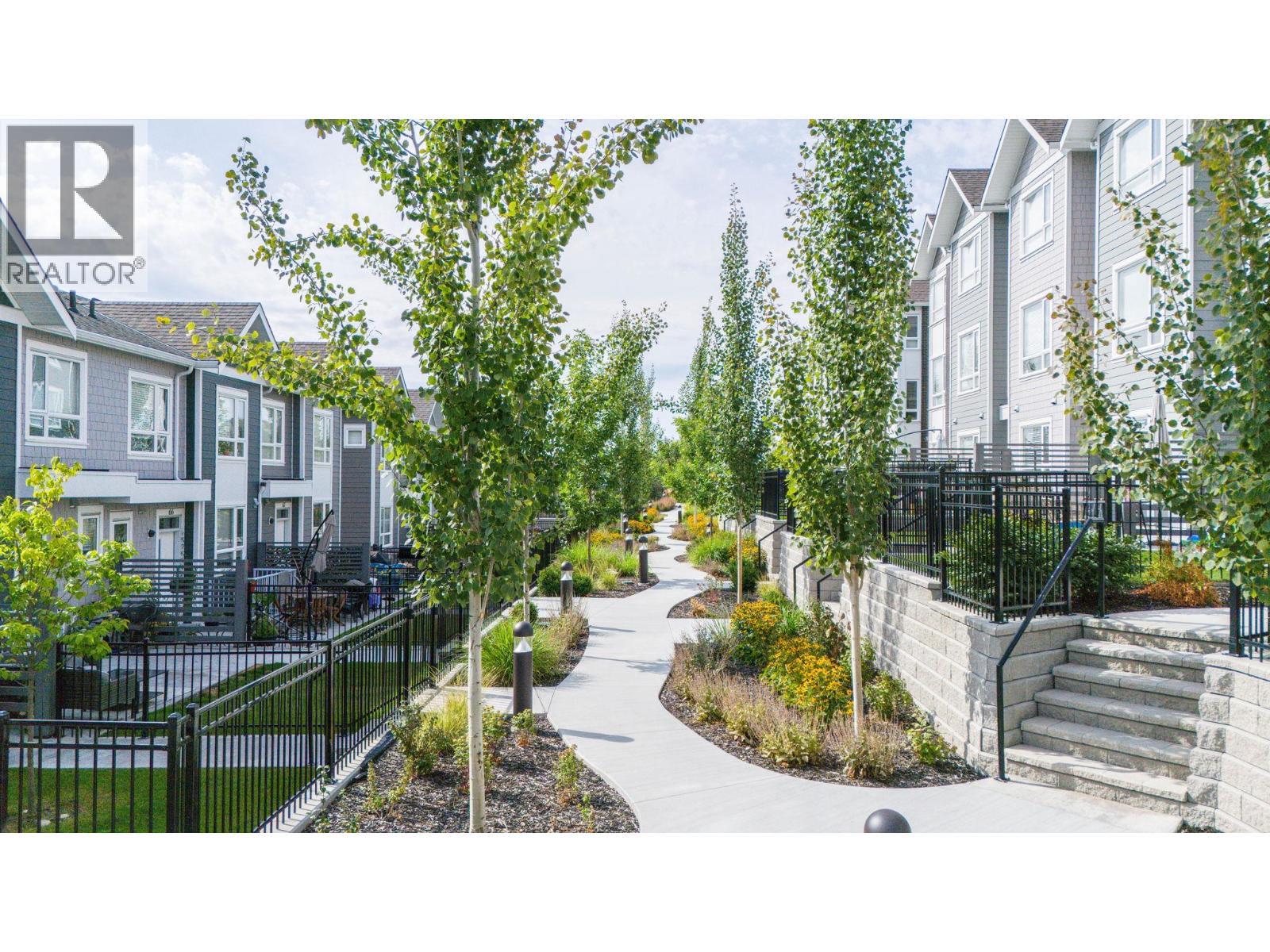 13098 Shoreline Way Unit# 60, Lake Country