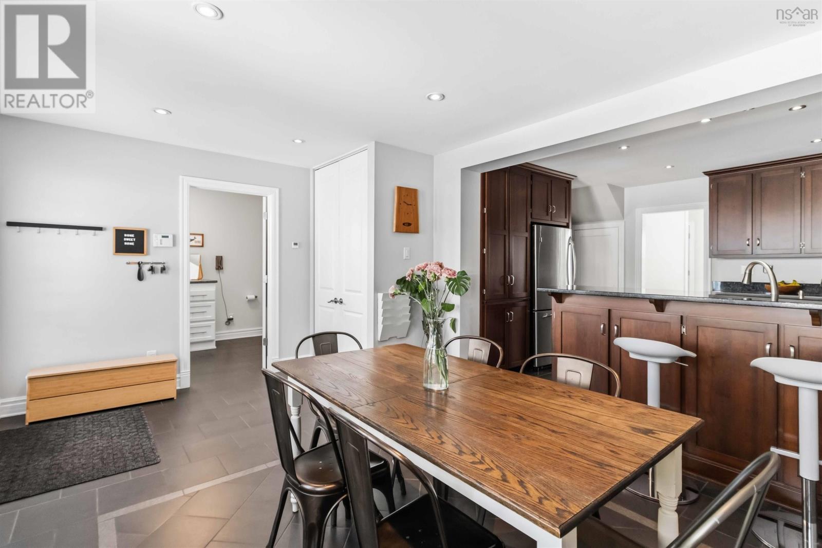 Property 21 of 50 of 2199 Blink Bonnie Terrace