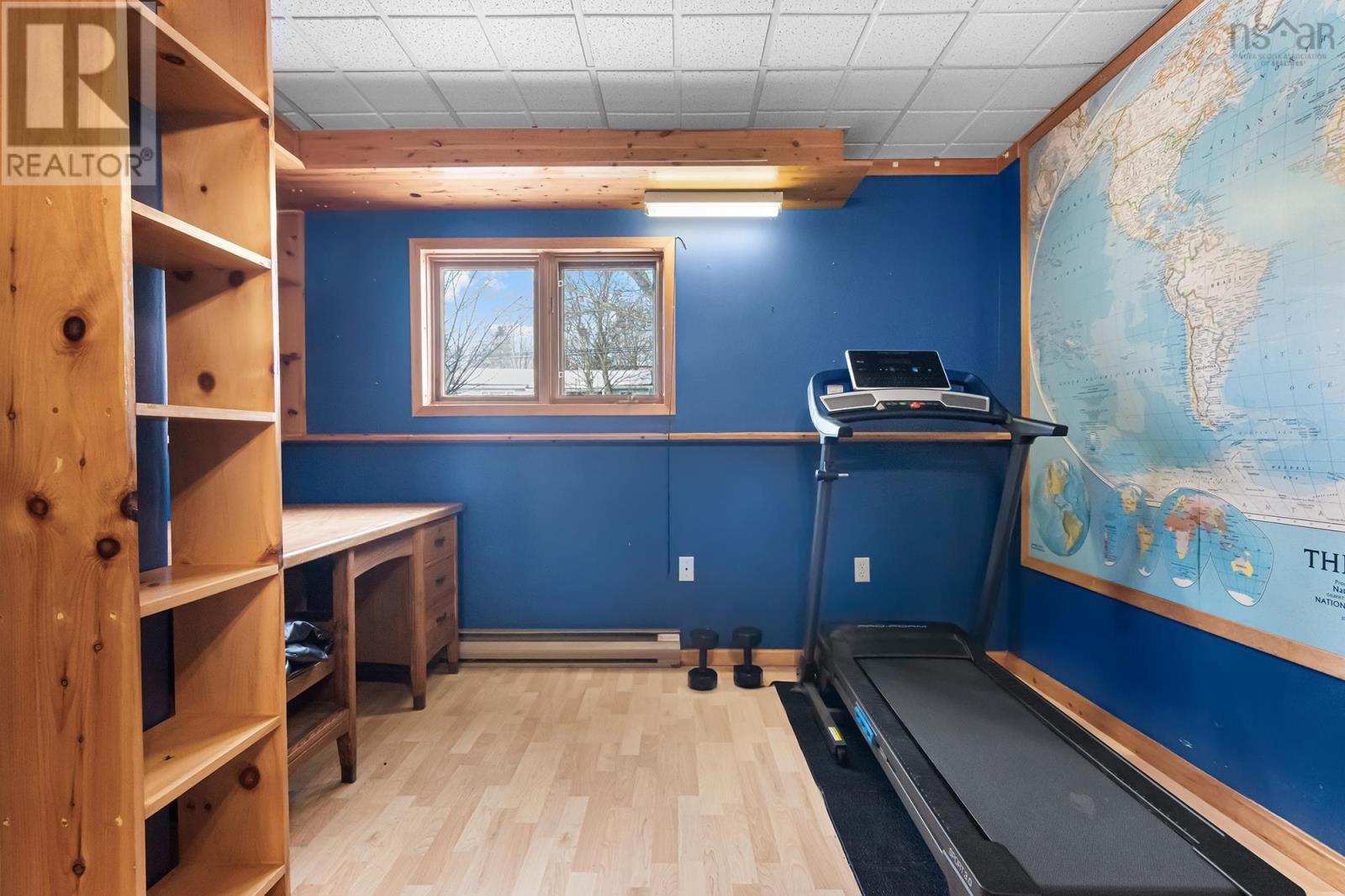 Property 28 of 38 of 35 Poplar Drive