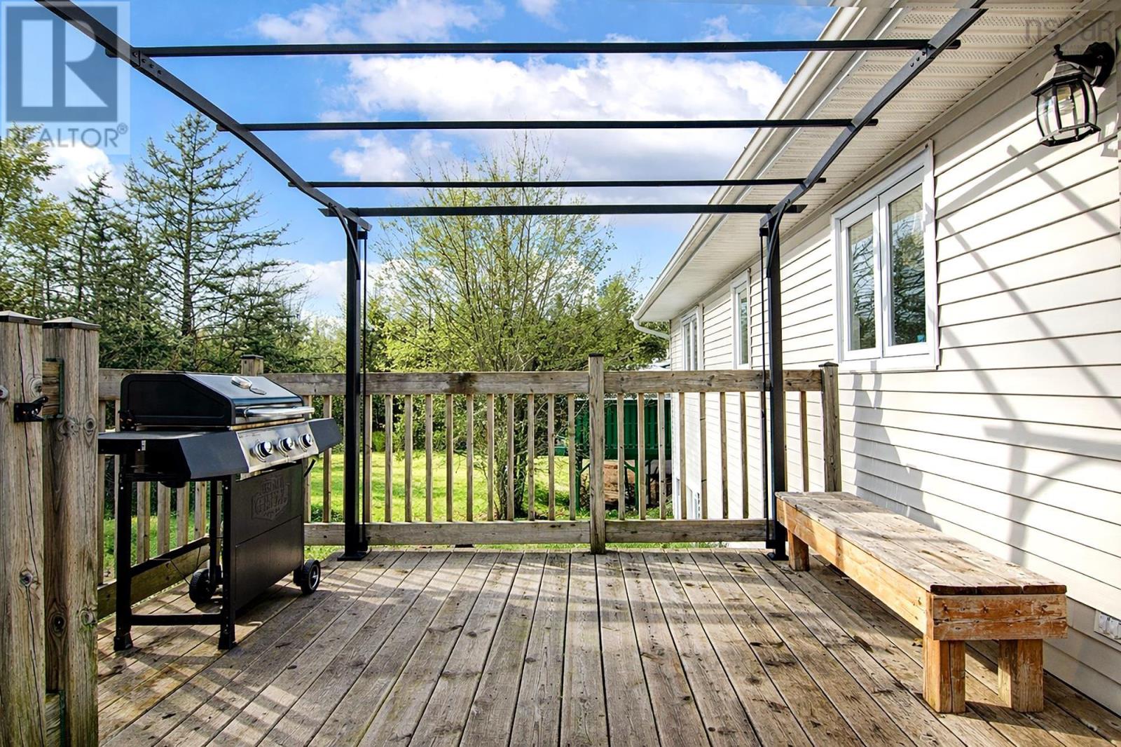 Property 33 of 38 of 35 Poplar Drive