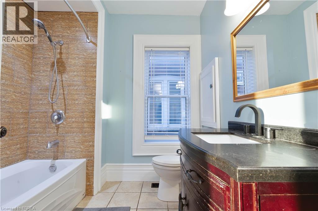 5 WELLINGTON Street, Paris, Ontario, N3L1S3 — Photo 29