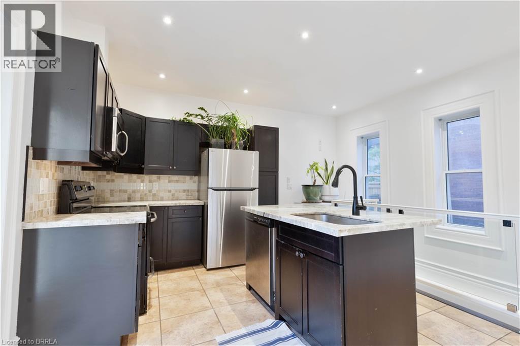 5 WELLINGTON Street, Paris, Ontario, N3L1S3 — Photo 6
