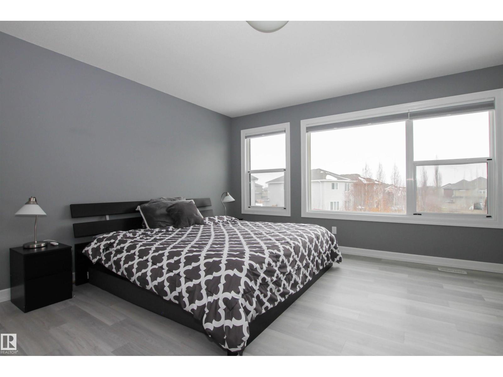 3334 HILTON CR NW - 22