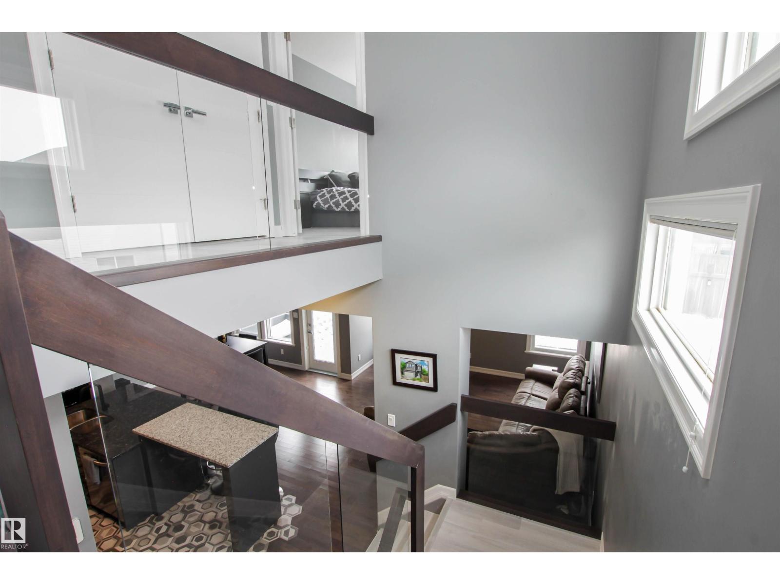 3334 HILTON CR NW - 32