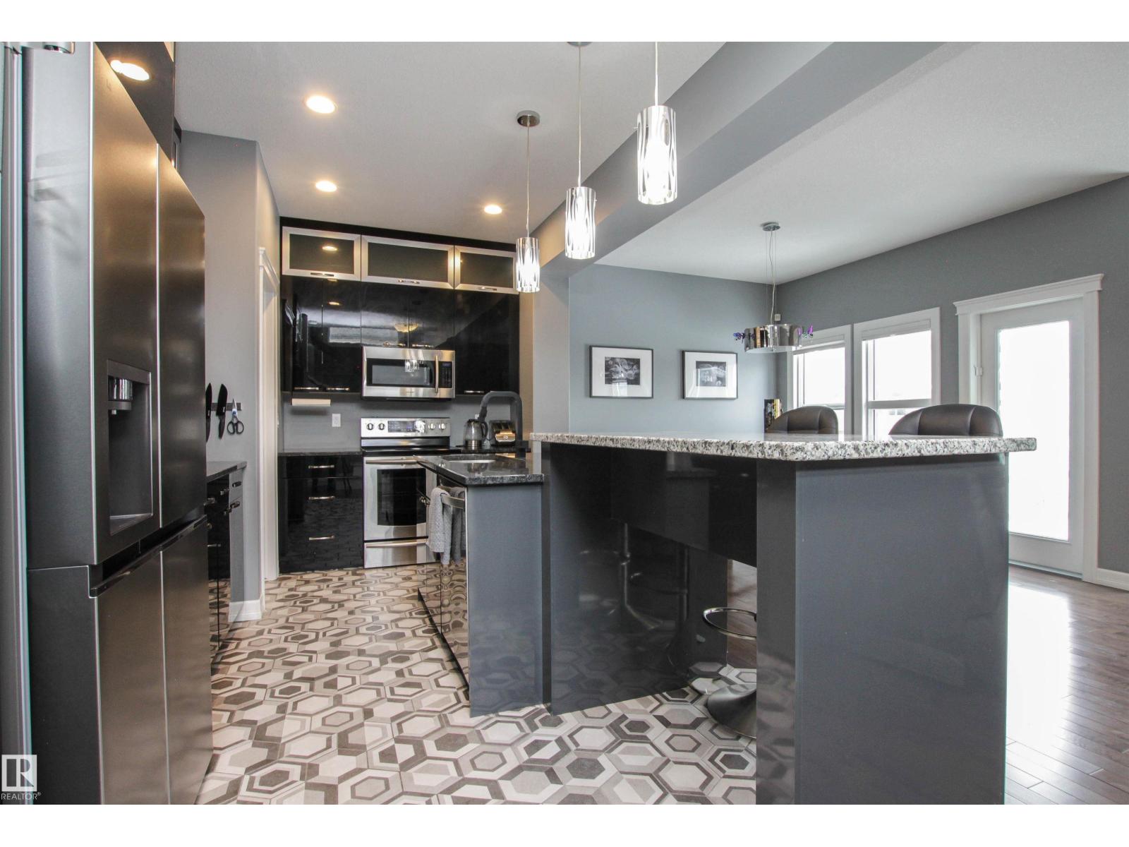 3334 HILTON CR NW - 9