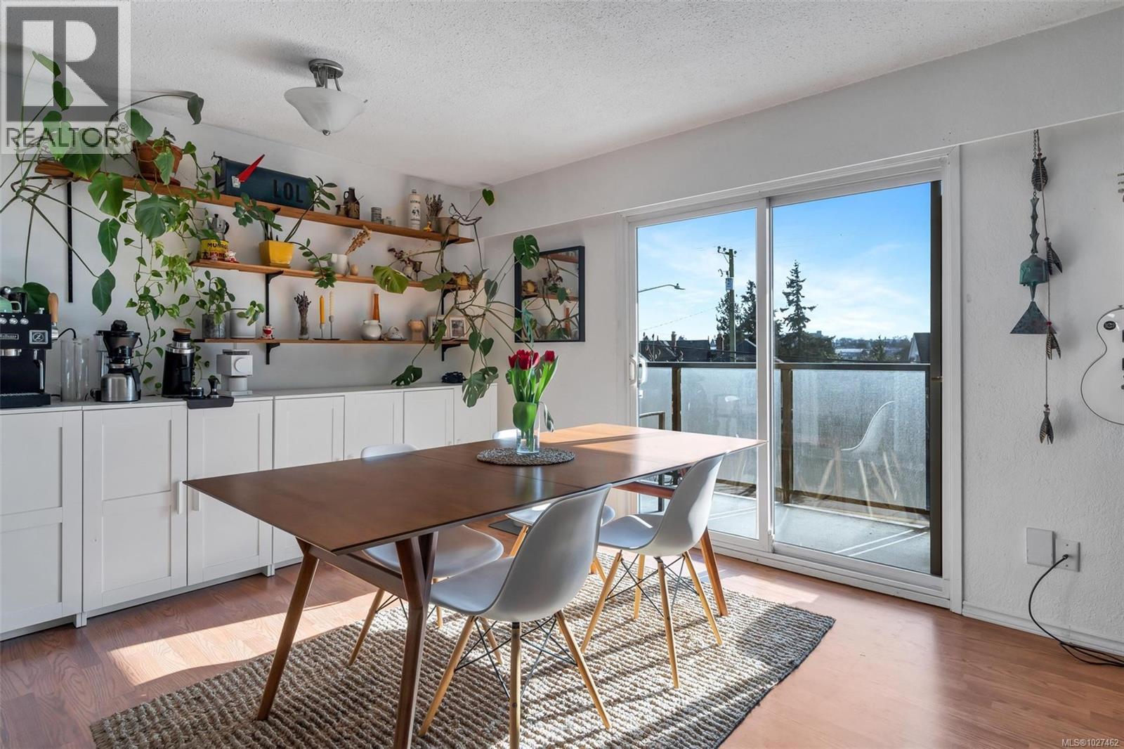 4 840 Craigflower Road, Esquimalt