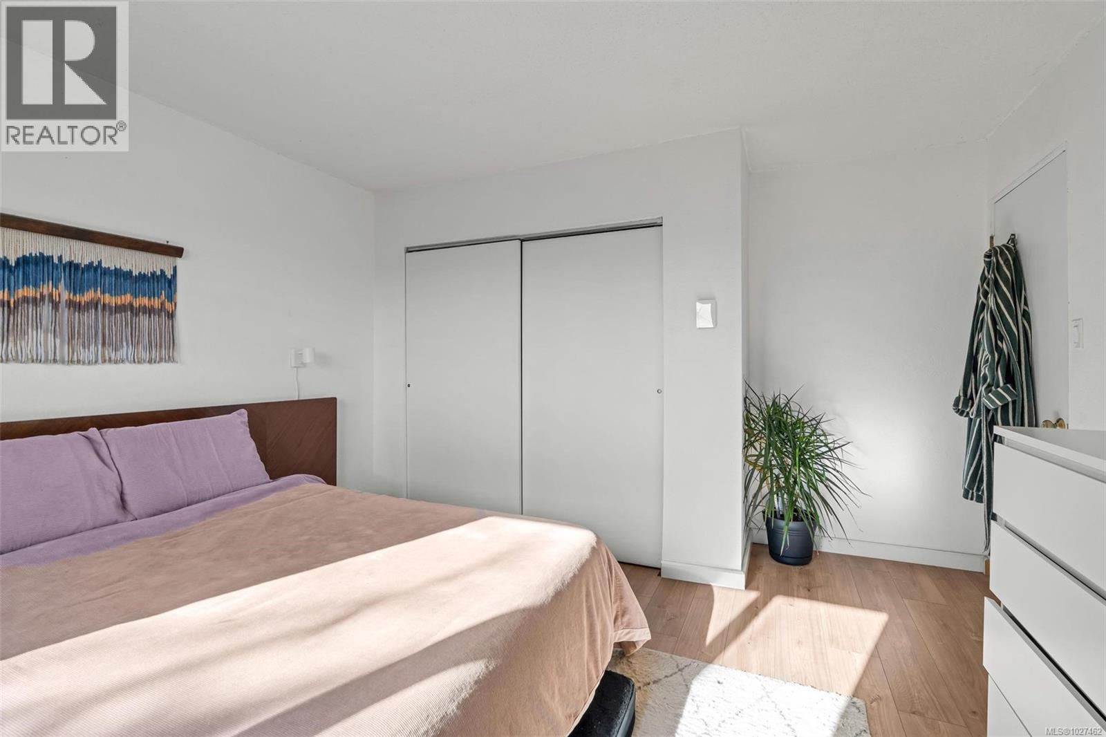 4 840 Craigflower Road, Esquimalt