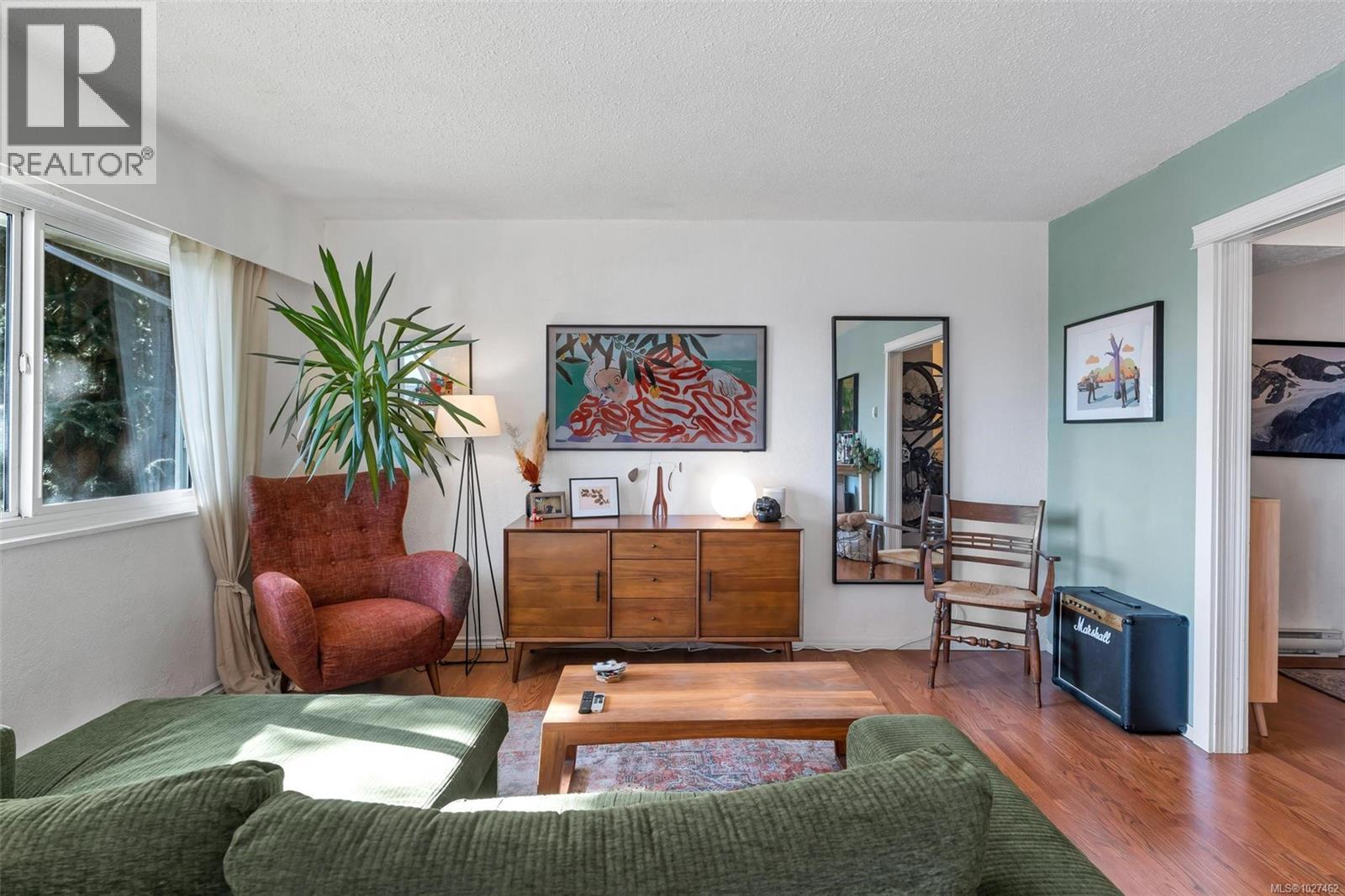 4 840 Craigflower Road, Esquimalt