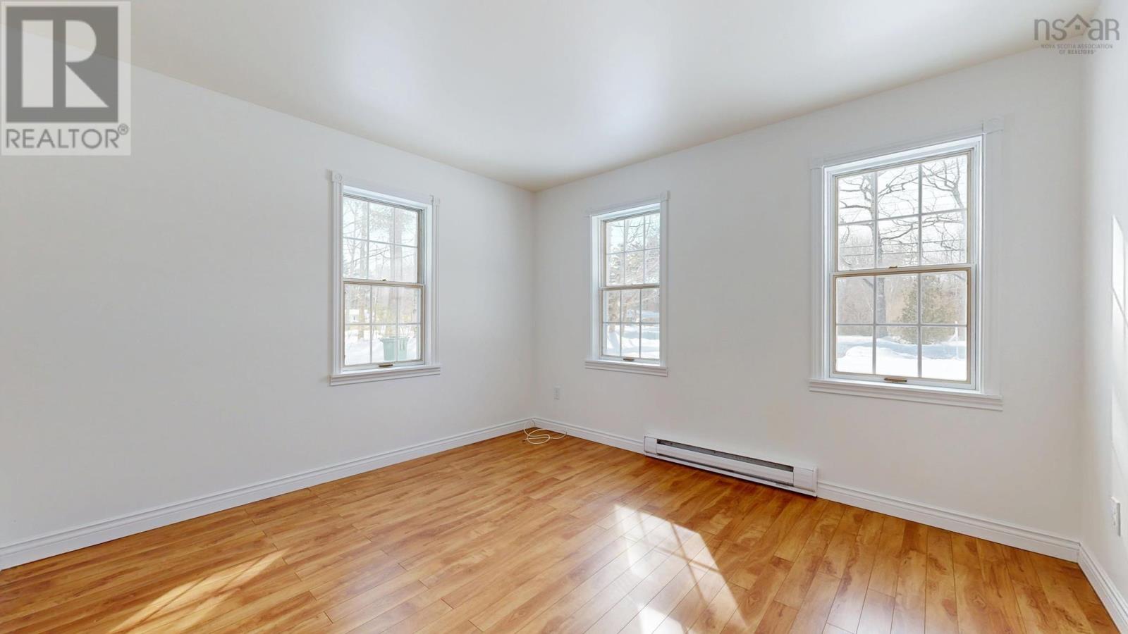 Property 18 of 42 of 1421 Princess Crescent