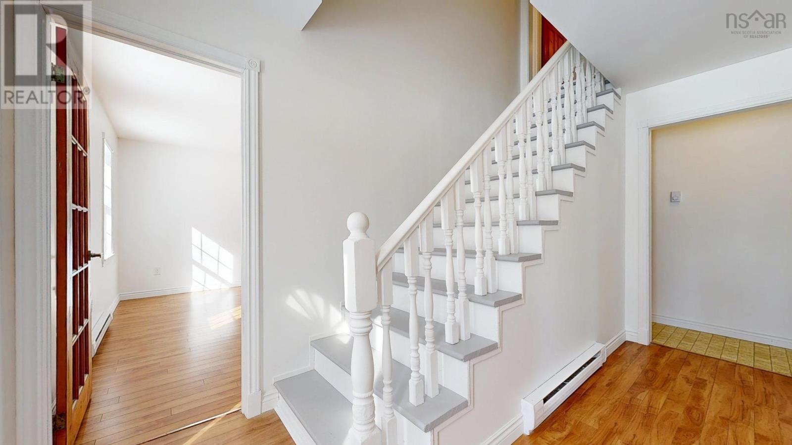 Property 22 of 42 of 1421 Princess Crescent