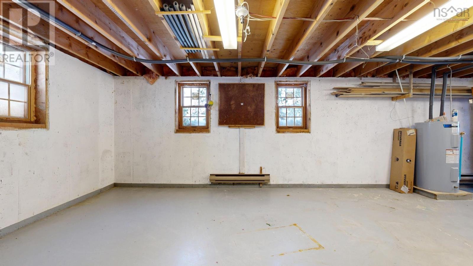 Property 32 of 42 of 1421 Princess Crescent