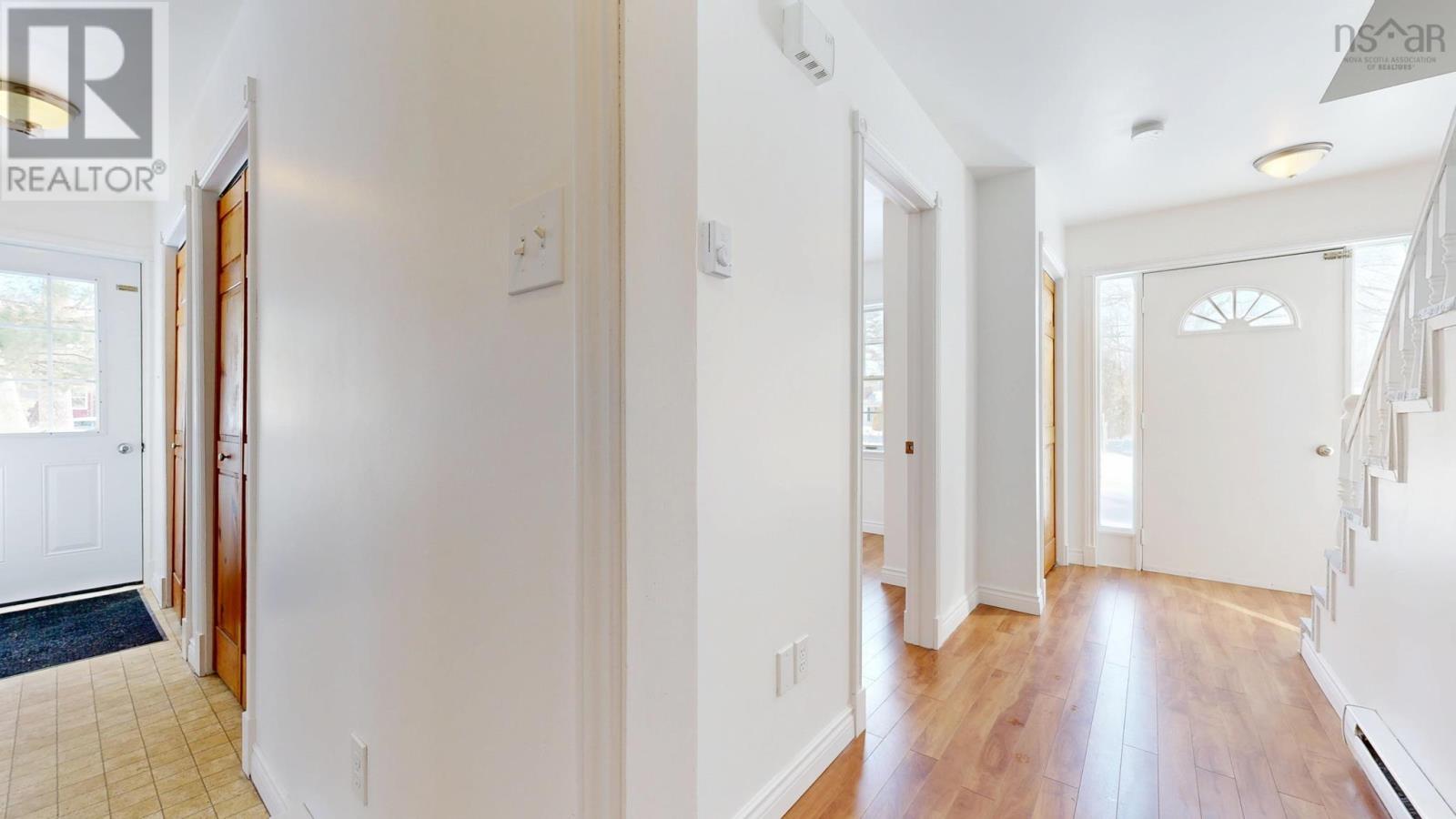 Property 34 of 42 of 1421 Princess Crescent