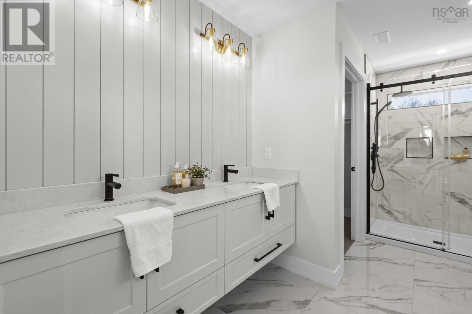 Property 30 of 50 of 173 Orchid Court