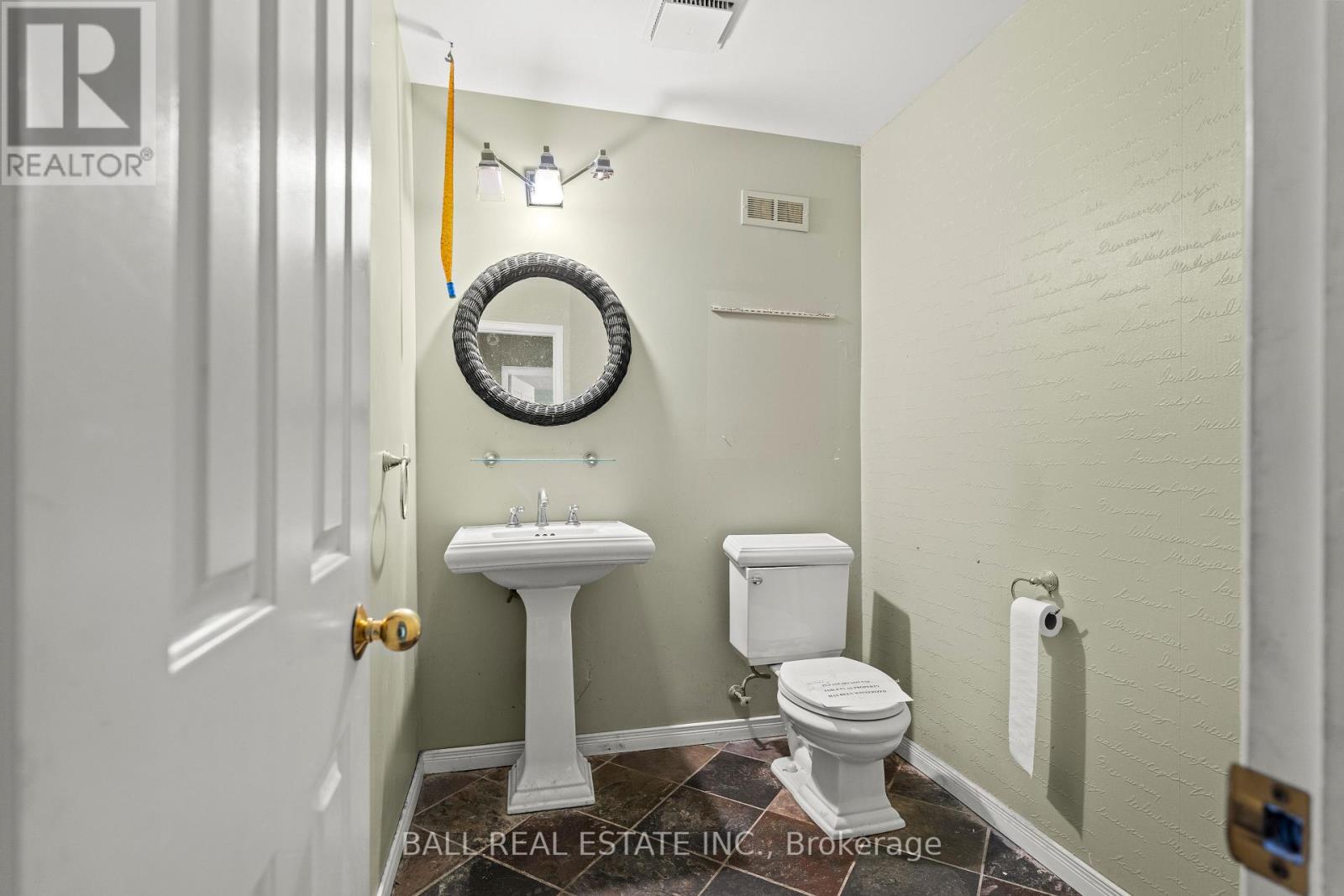 473 KINGSDALE AVENUE — photo 31