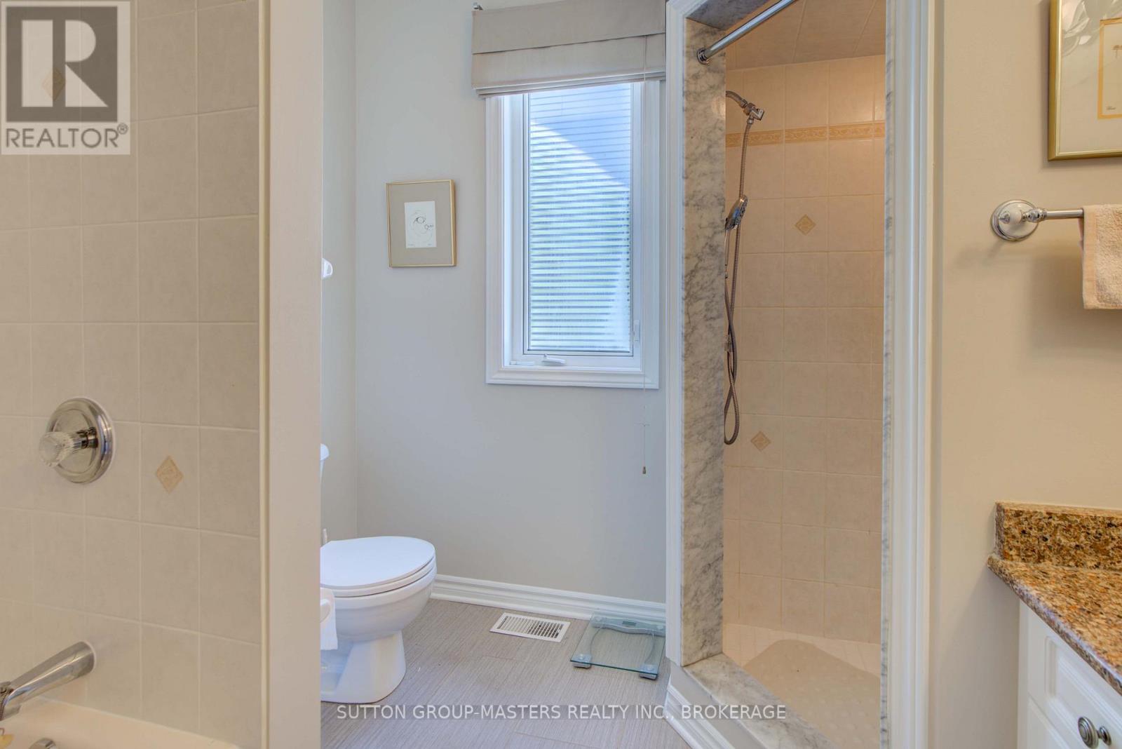 51 GLENORA DRIVE - 24