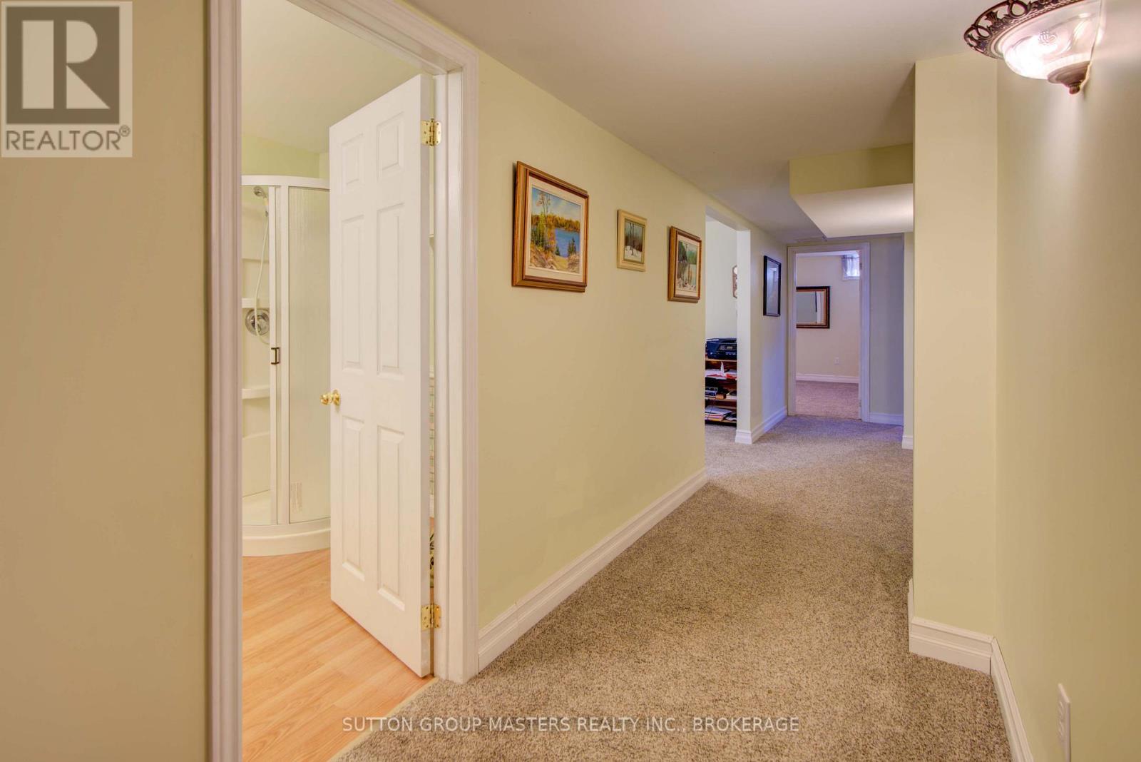 51 GLENORA DRIVE - 32