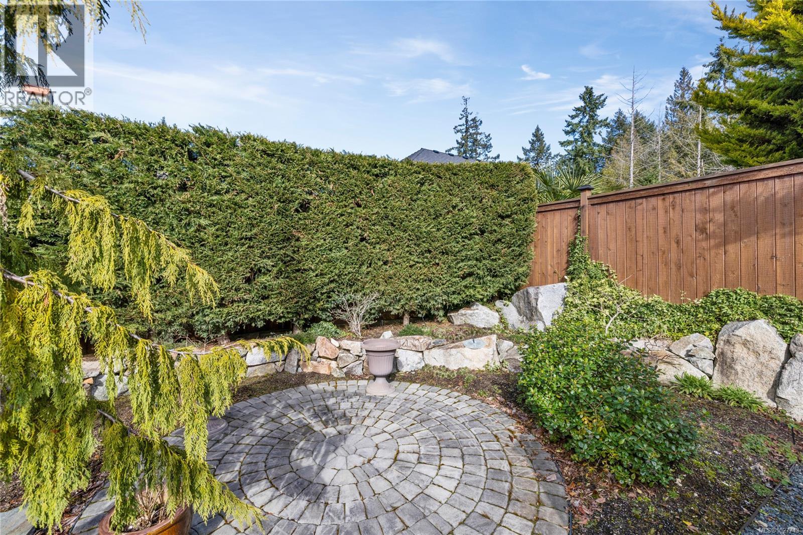 1003 WINDRIDGE PL - 33