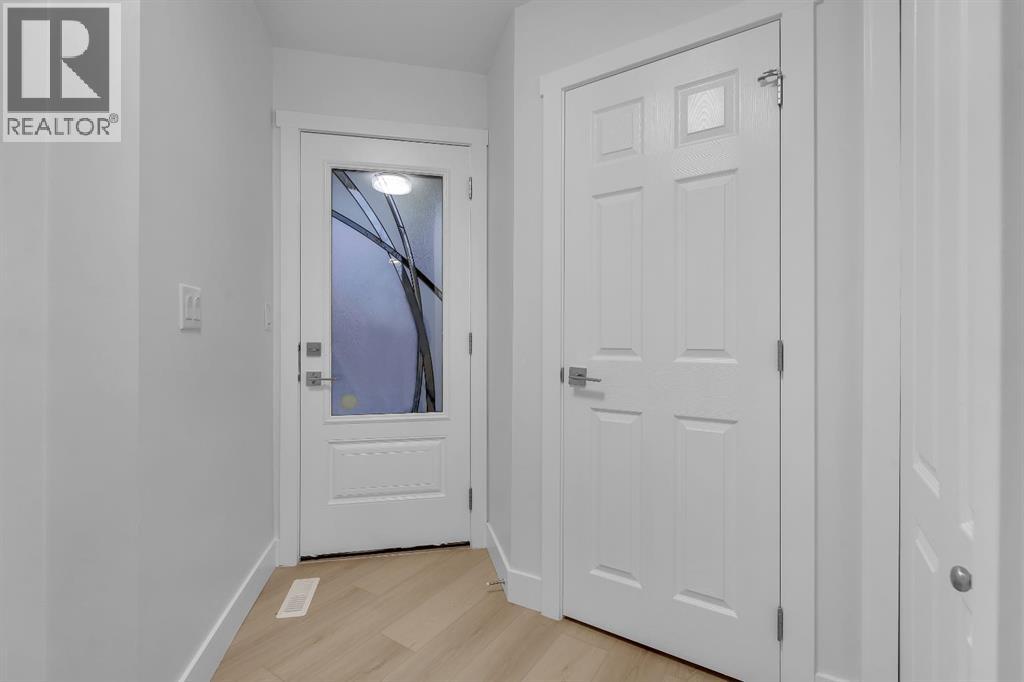 Single Family House for Sale in  Saddlecreek Terrace Saddle Ridge Calgary 