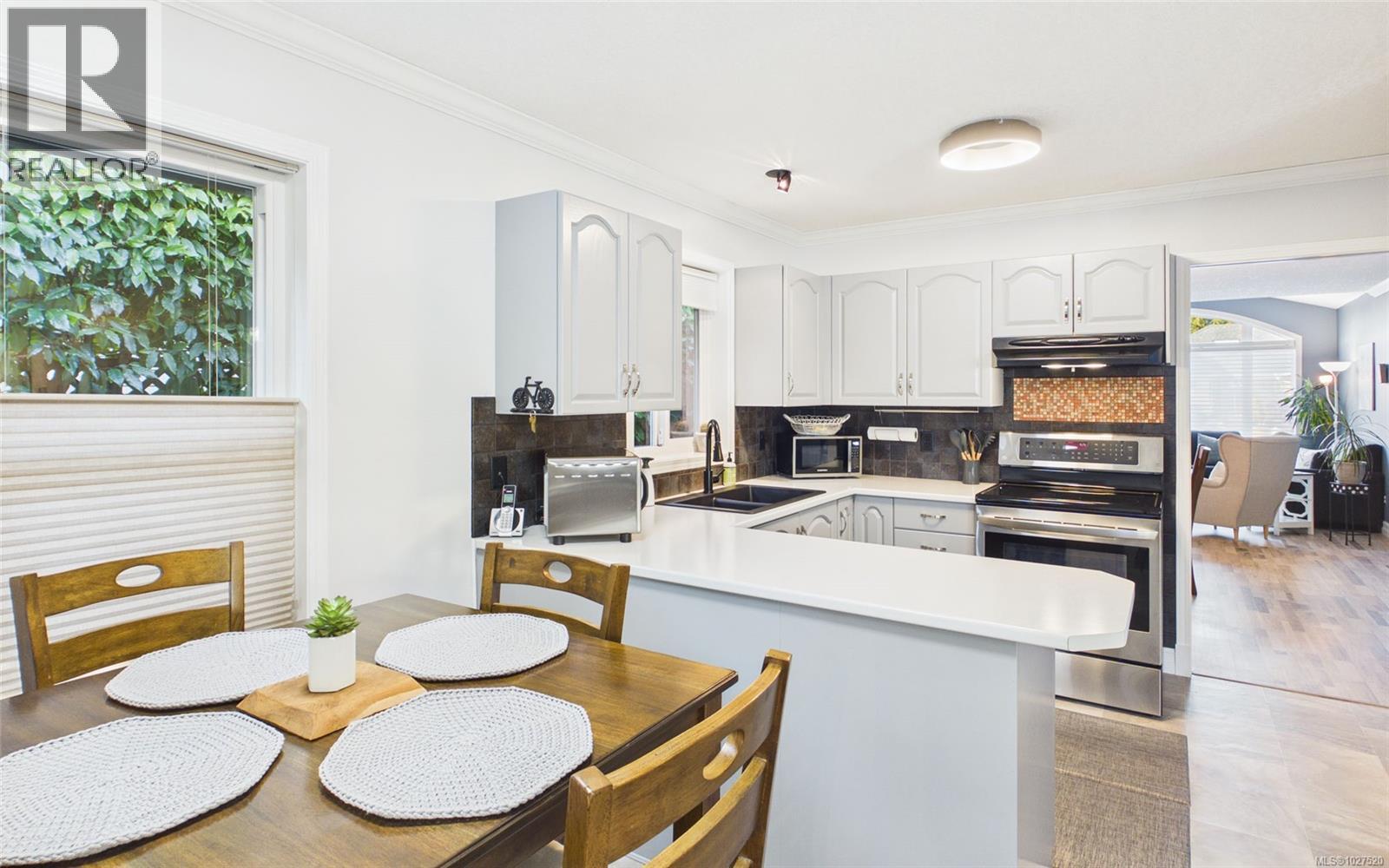 793 Fletcher Ave, Parksville