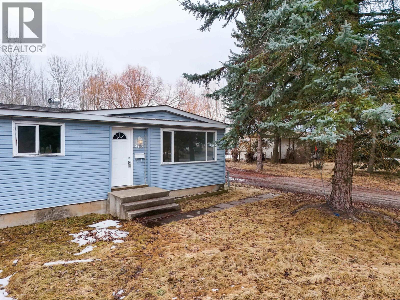 962 MAPLE HEIGHTS ROAD, Quesnel